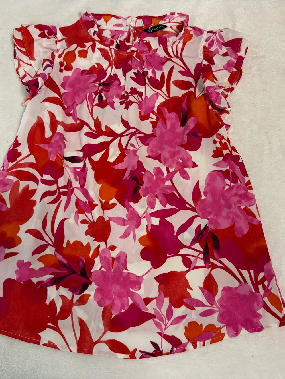 PrettyGarden Lightweight Floral Flutter-Sleeve Large Blouse in Pink & Red